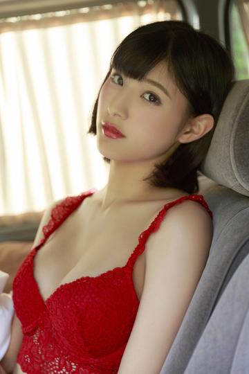 妮娜的一切